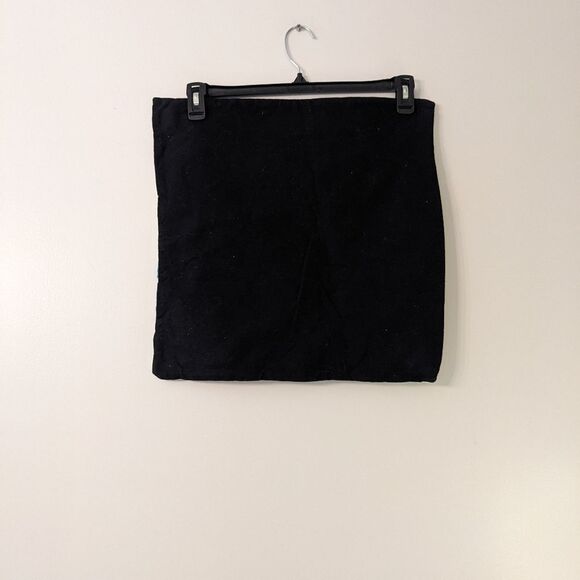 Potter Barn Teen embroidered leaf pillow cover - Picture 3 of 5